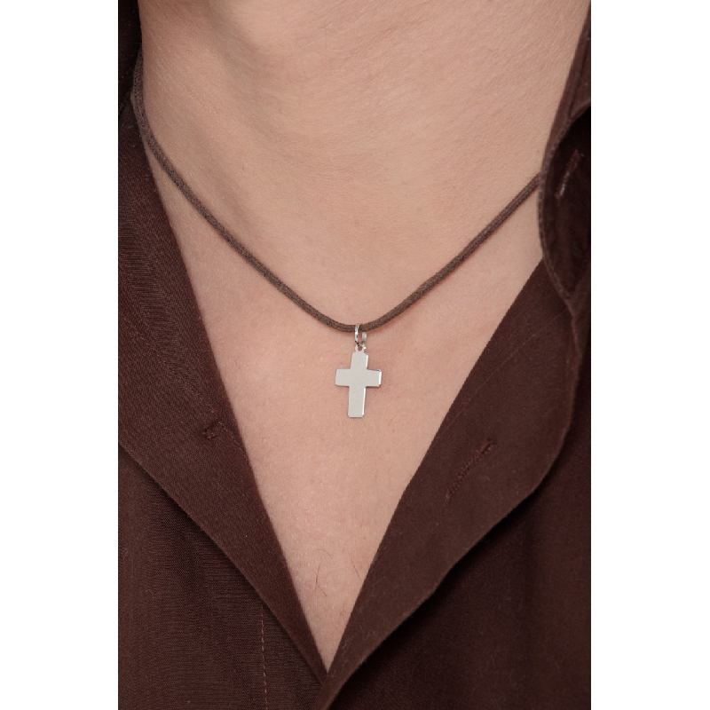 Rectangular cross pendant in 18k white gold 