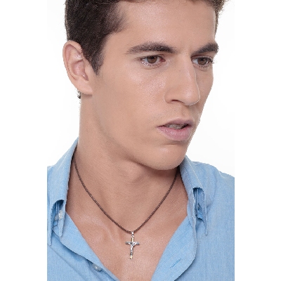 Cross with Christ in 18k yellow and white gold