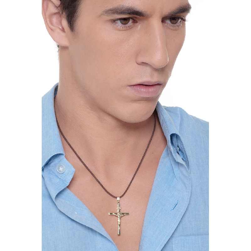 Jesus Christ and cross pendant in 18k yellow gold