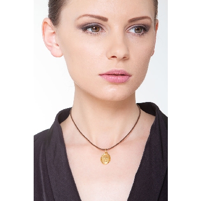 Medaglia sacra con Madonna in oro giallo 18k