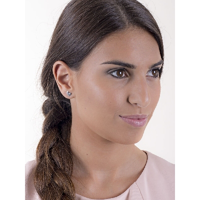 Heart earrings with zircons