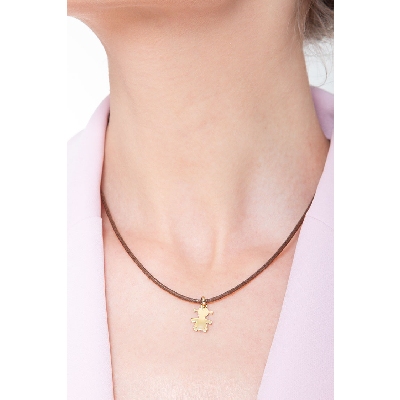 18k yellow gold girl silhouette pendant