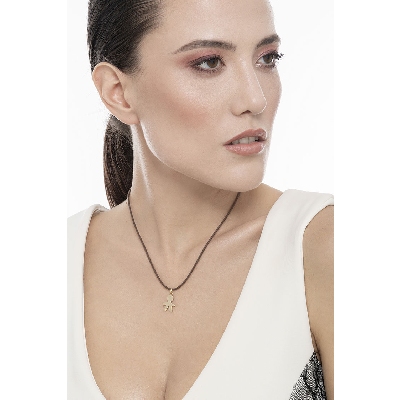 Boy silhouette pendant in 18k yellow gold