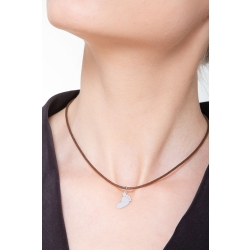 18k white gold child foot pendant 2