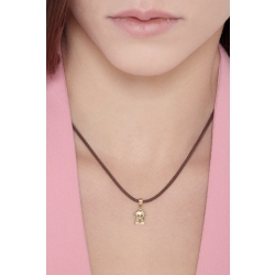 18k yellow gold house shaped pendant 2