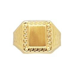 Male chevalier ring in yellow gold 18k 2