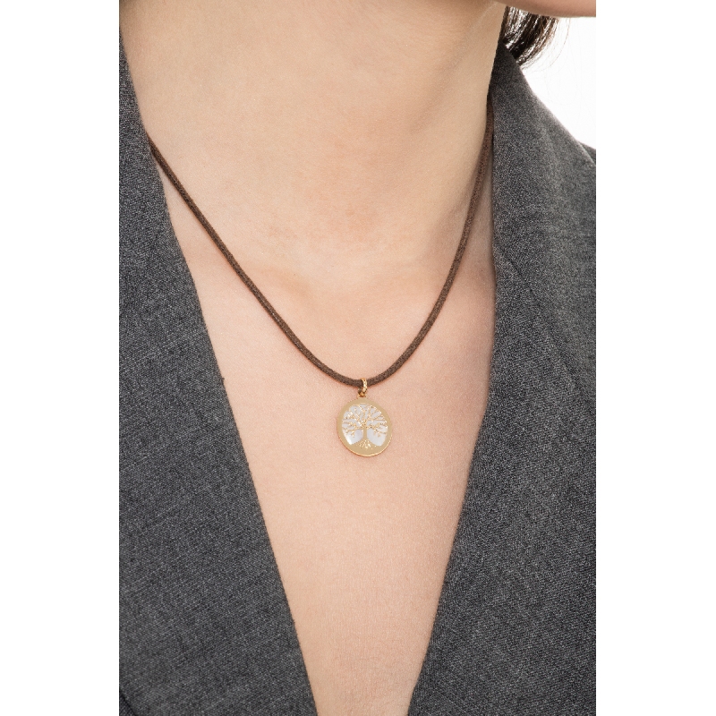 tree of life pendant in 18k yellow gold and mother of pearl background