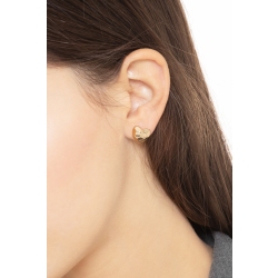 Fancy texture heart earrings in 18k yellow gold 2