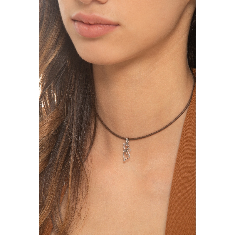 18k white gold charm with cat