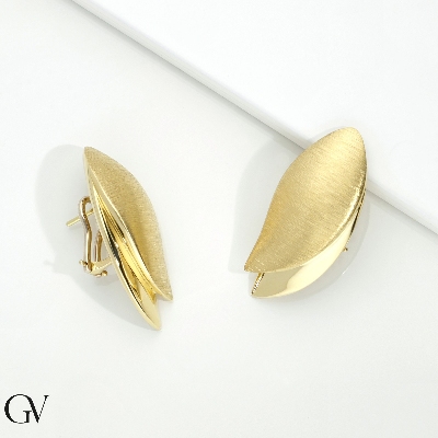 Orecchini a forma di petalo satinati e lucidi in oro giallo 18k