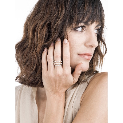 White and yellow gold 18k band ring with diamonds 