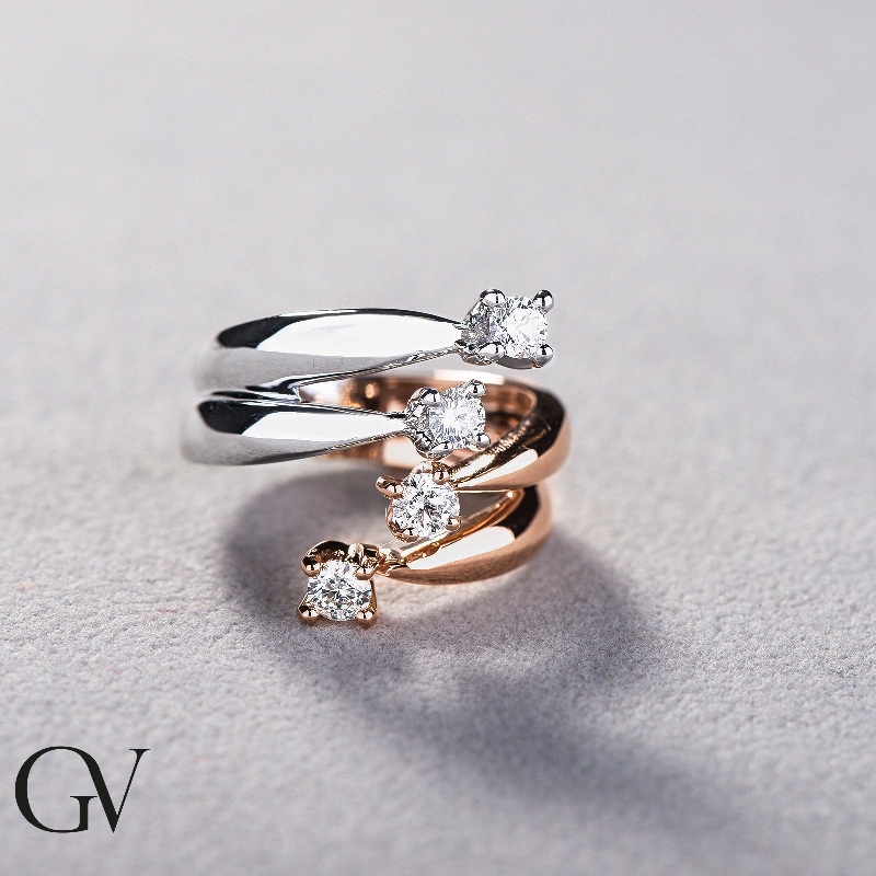 White and rosé gold 18k curved shank ring with four diamonds 