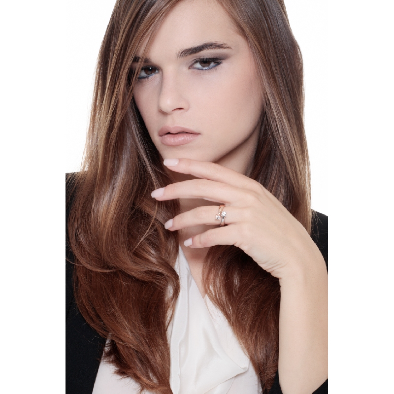 White and rosé gold 18k curved shank diamond ring 