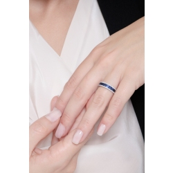 18k white gold ring with a central row of blue sapphires and diamonds  2