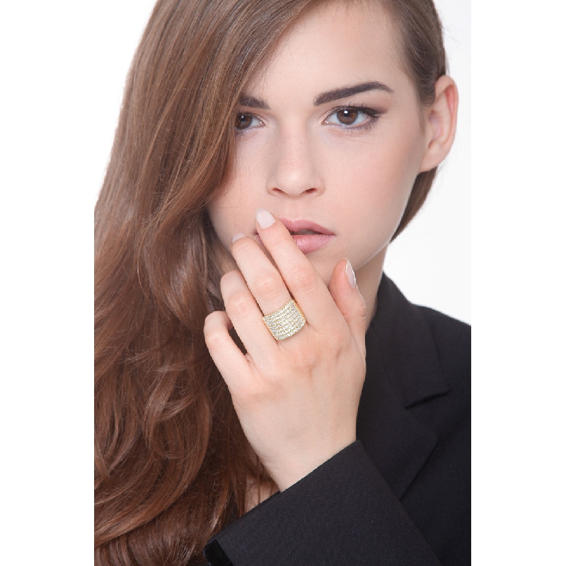 18k yellow gold band ring with 7 rows of diamonds 