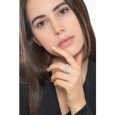 Crossover band ring in white gold 18k with diamonds 