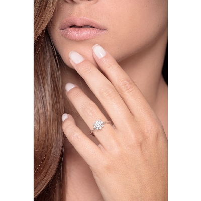 White gold 18k flower ring with halo diamonds 