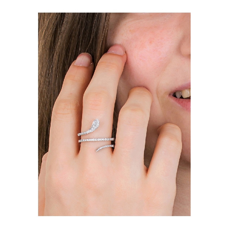 Snake spring ring with diamonds in white gold 18k