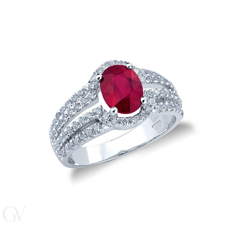 White gold 18k ring with diamonds and ruby