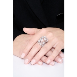 Band ring in white gold 18k with diamonds flowers  2