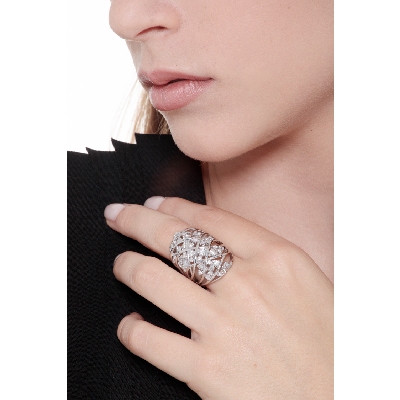 18k white gold band diamond ring 