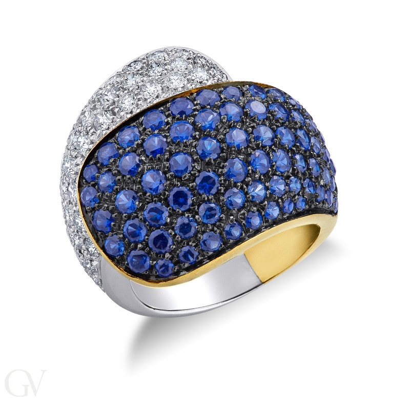 18k white and yellow gold pavé ring with diamonds and blue sapphires 