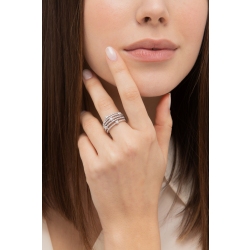 18k white gold fancy ring with diamonds 2