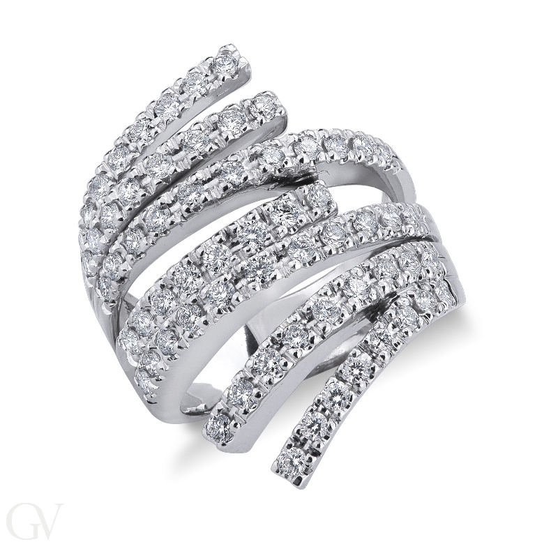 18k white gold ring with diamonds wave effect