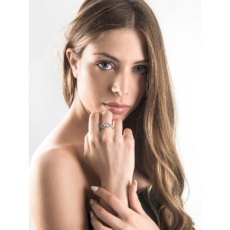 White gold 18k rigid mesh ring with diamonds 