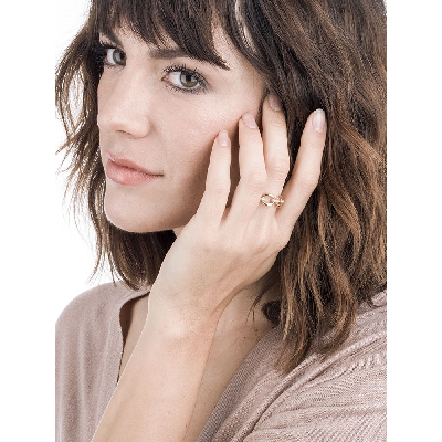 Rosé gold 18k rigid mesh ring with diamonds 