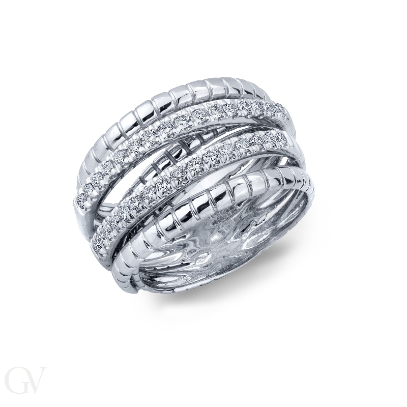 White gold 18k ring with rows of diamonds 