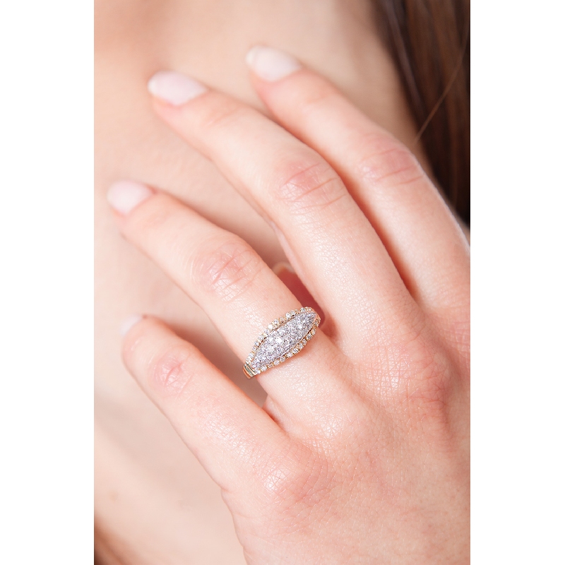 Woman ring in white and yellow gold 18k with diamonds 