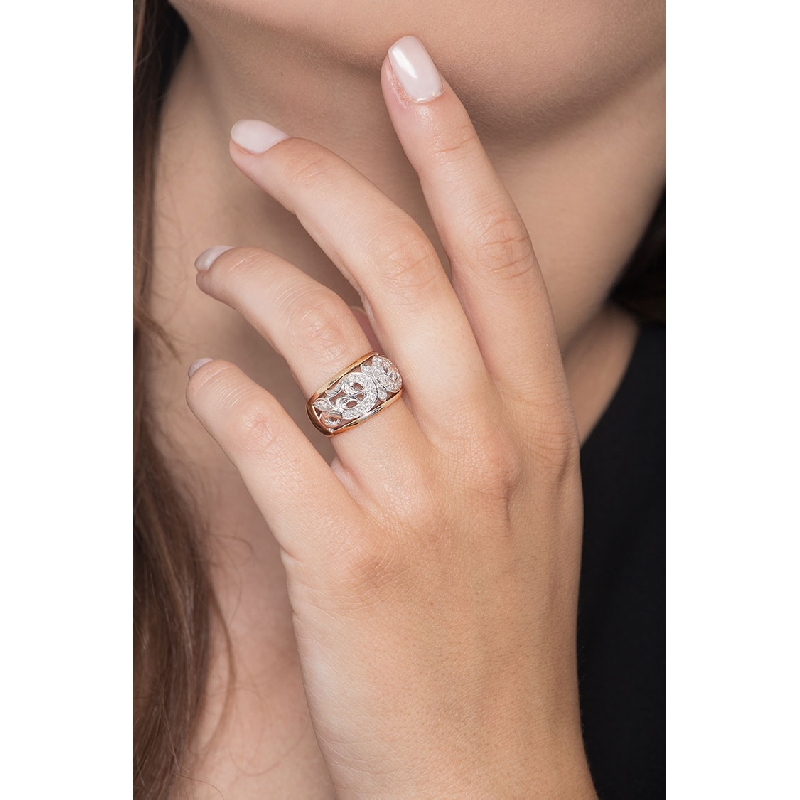 Perforated band ring in 18k white and yellow gold with diamonds 