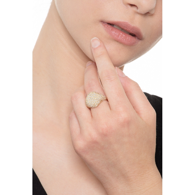 Yellow gold 18k pinky ring with diamonds pavé