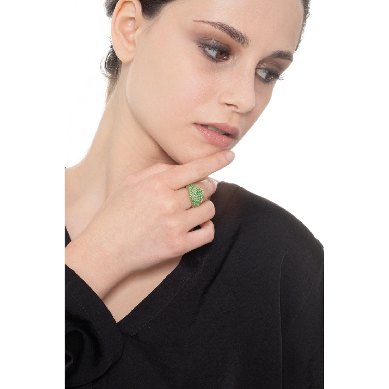 Rosé gold 18k pinky ring chevalier with emeralds pavé