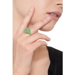 Rosé gold 18k pinky ring chevalier with emeralds pavé 2