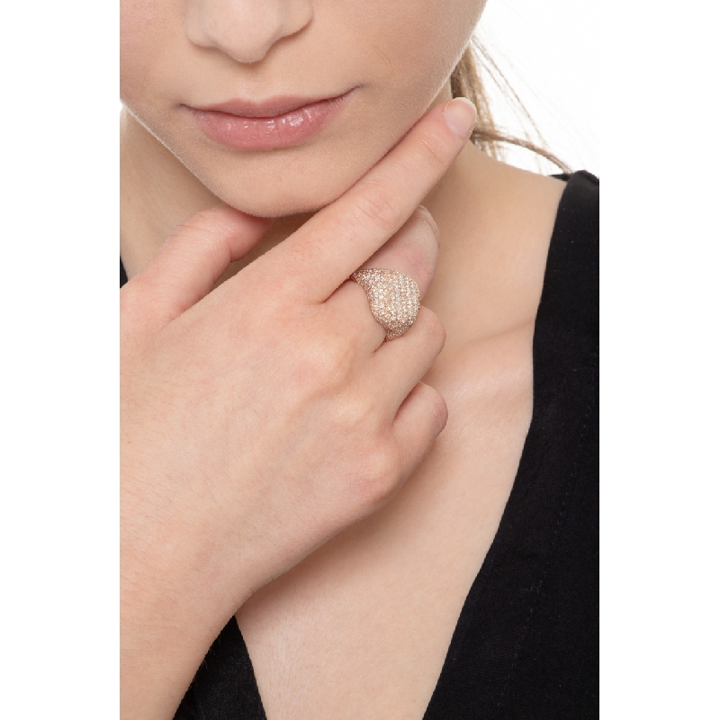 Rosé gold 18k pinky ring with diamonds pavé