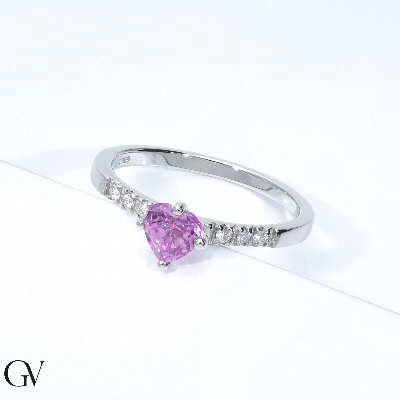 White gold 18k ring with pink sapphire heart cut and diamonds shoulder set 