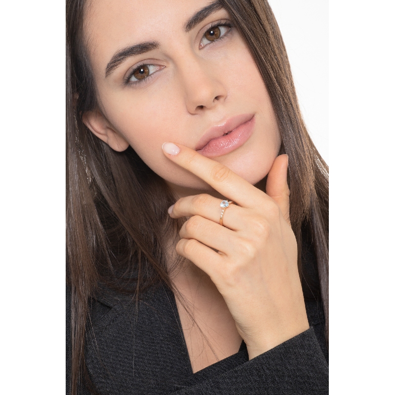 Rosé gold 18k ring with aquamarine and diamonds 