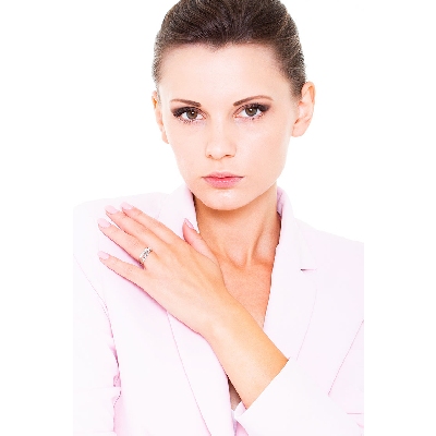 18k white gold crossover ring with diamonds 