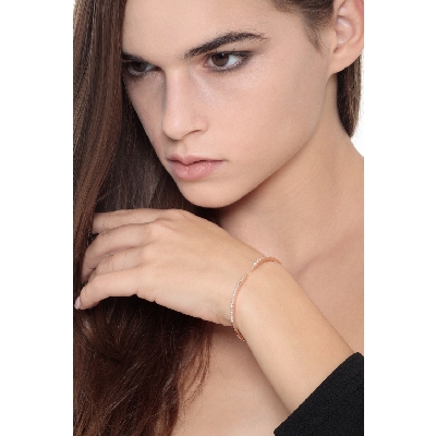 18k rose gold rigid bracelet with diamonds 