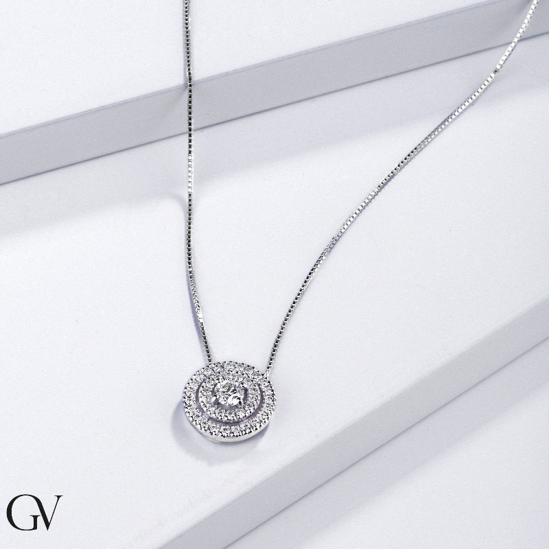 Necklace in white gold 18k with diamonds