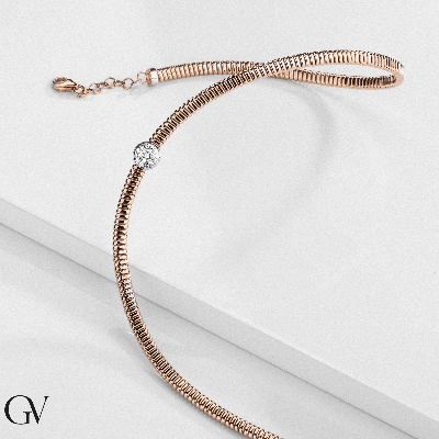 White and rose gold choker necklace with diamonds
