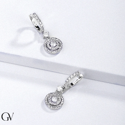 18k white gold earrings with diamond pendants