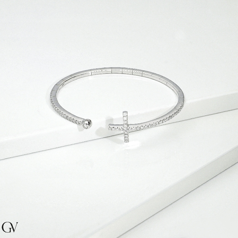 18k white gold cross bracelet with diamonds 