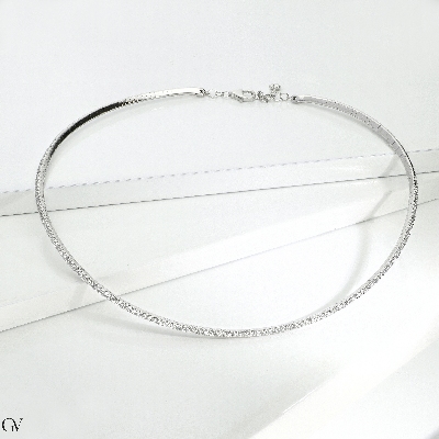 Spring choker necklace in white gold 18k with diamonds, diameter of about 12 cm