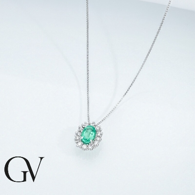 18k white gold Halo necklace, emeralds and diamonds