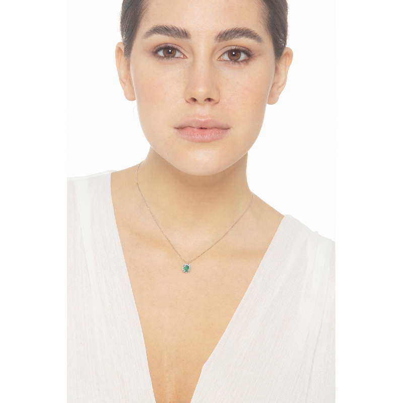 18k white gold Halo necklace, emeralds and diamonds