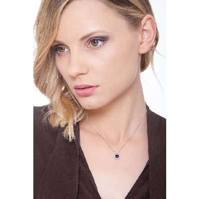 Necklace with sapphire and diamond pendant