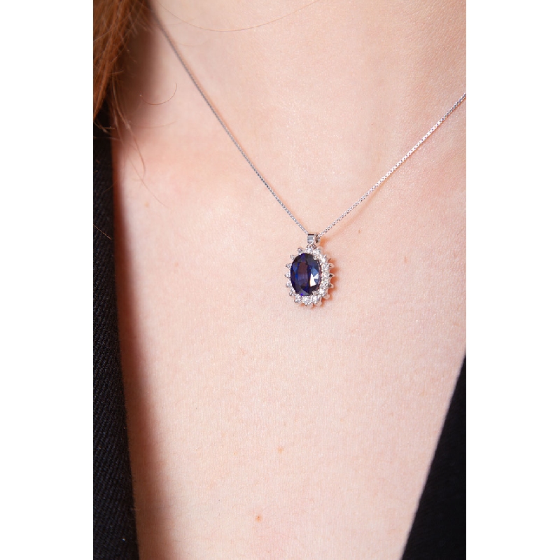 Necklace with sapphire and diamond pendant